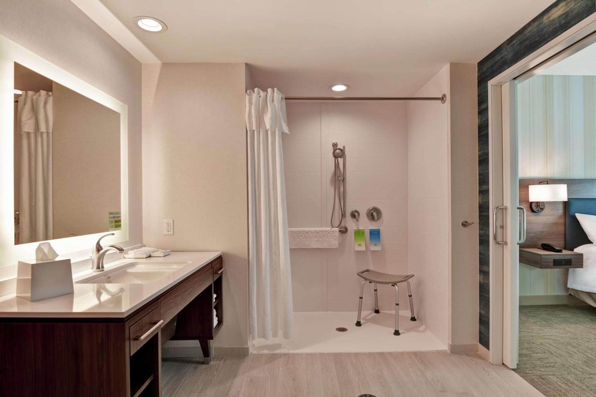 Home2 Suites By Hilton Bettendorf Quad Cities Eksteriør billede